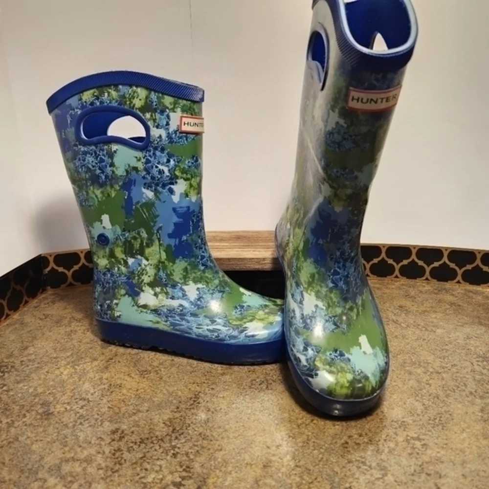 Hunter for Target Kids Rain‎ Boots Size 2 Floral Blue Outdoors Water Play Puddle
